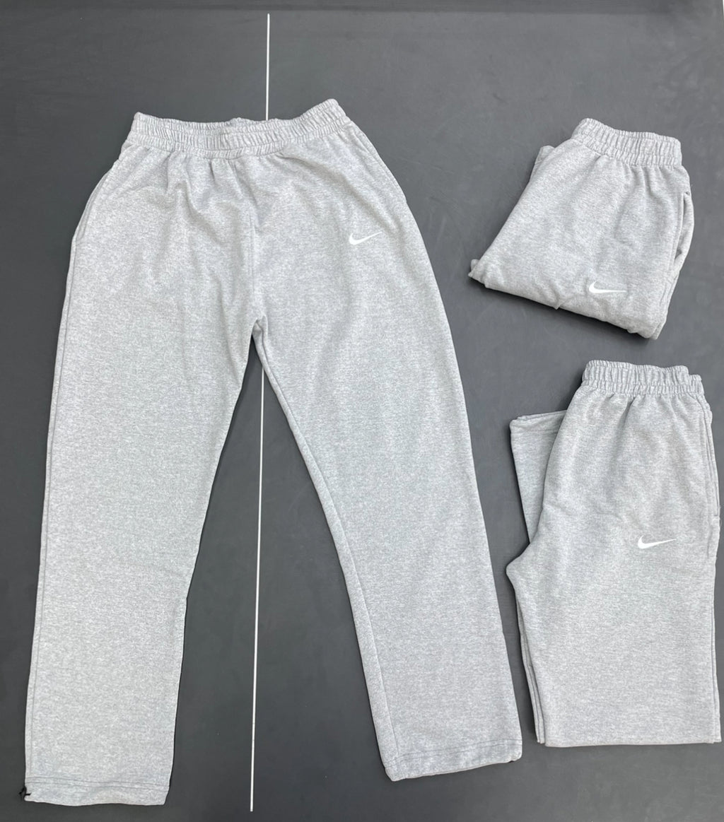 NIKE BAGGY JOGGER